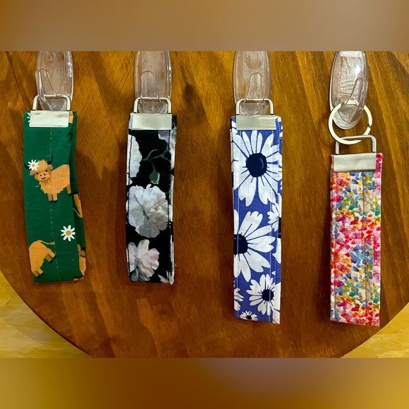 Key chain - Picture 2 of 2